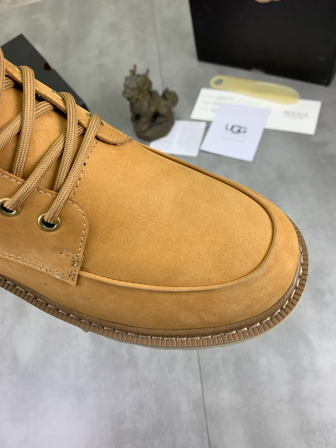 Men's men's shoes P620 New arrival🆕🆕🆕 IUGGI Men's British retro Martin boots Winter new men's outdoor hiking boots First layer of cowhide on the outside Wool on the inside Comfortable and warm Rubber sole sole Non-slip and firm Trendy and fashionable Casual and versatile Size: 39-44 (customized for 45) Color: two colors